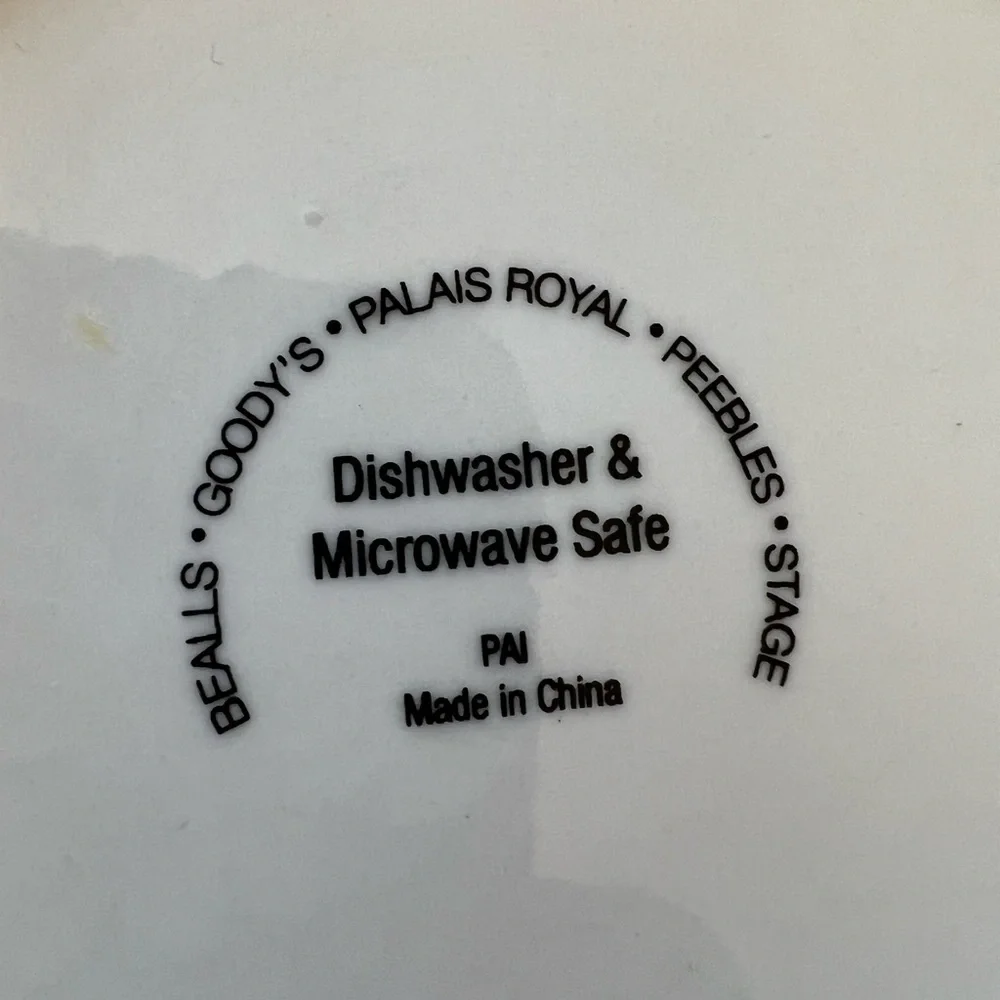 Bealls Reindeer Plates - Set of 4-Dishwasher/ Microwave Safe-Peebles-Goody's